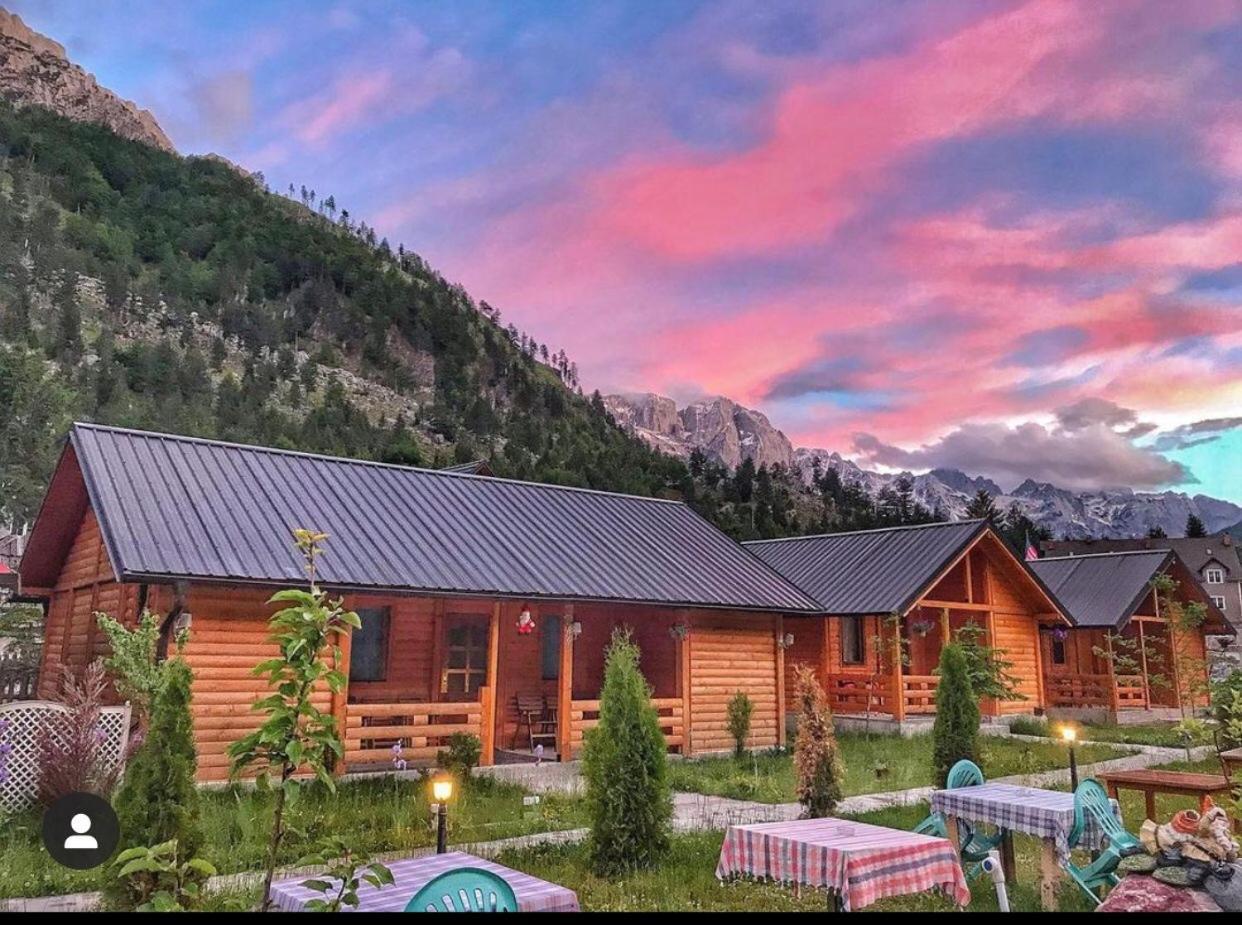 Villas-Freskia Valbona Esterno foto